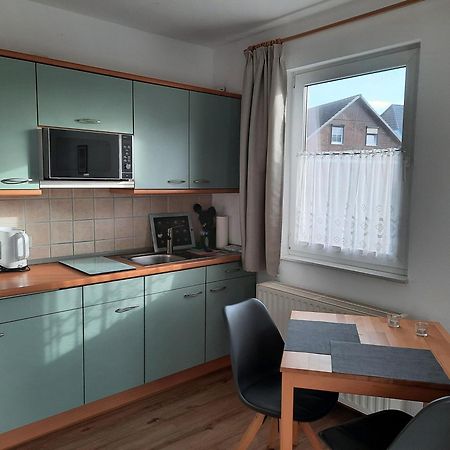 Ferienhaus Sasse Ferienwohnungen Mit Garten & Grill Molschow Екстериор снимка