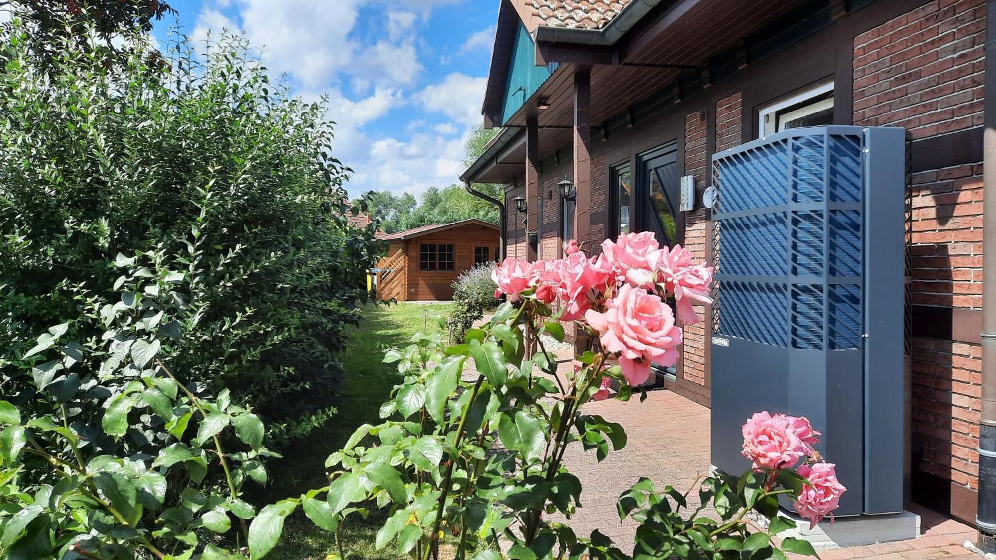 Ferienhaus Sasse Ferienwohnungen Mit Garten & Grill Molschow Екстериор снимка